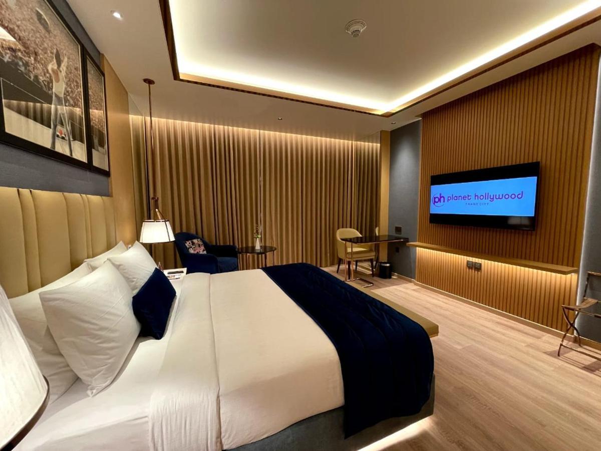Planet Hollywood Thane Εξωτερικό φωτογραφία